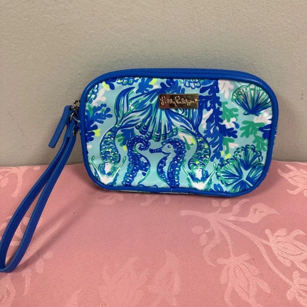 Lilly Pulitzer Mermaid In The Shade Wristlet Pouch Blue Green Seahorse Shells